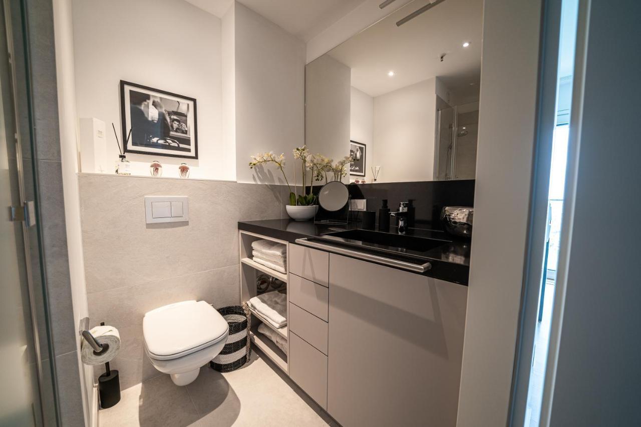 Luxury Apartments Duesseldorf Luaran gambar