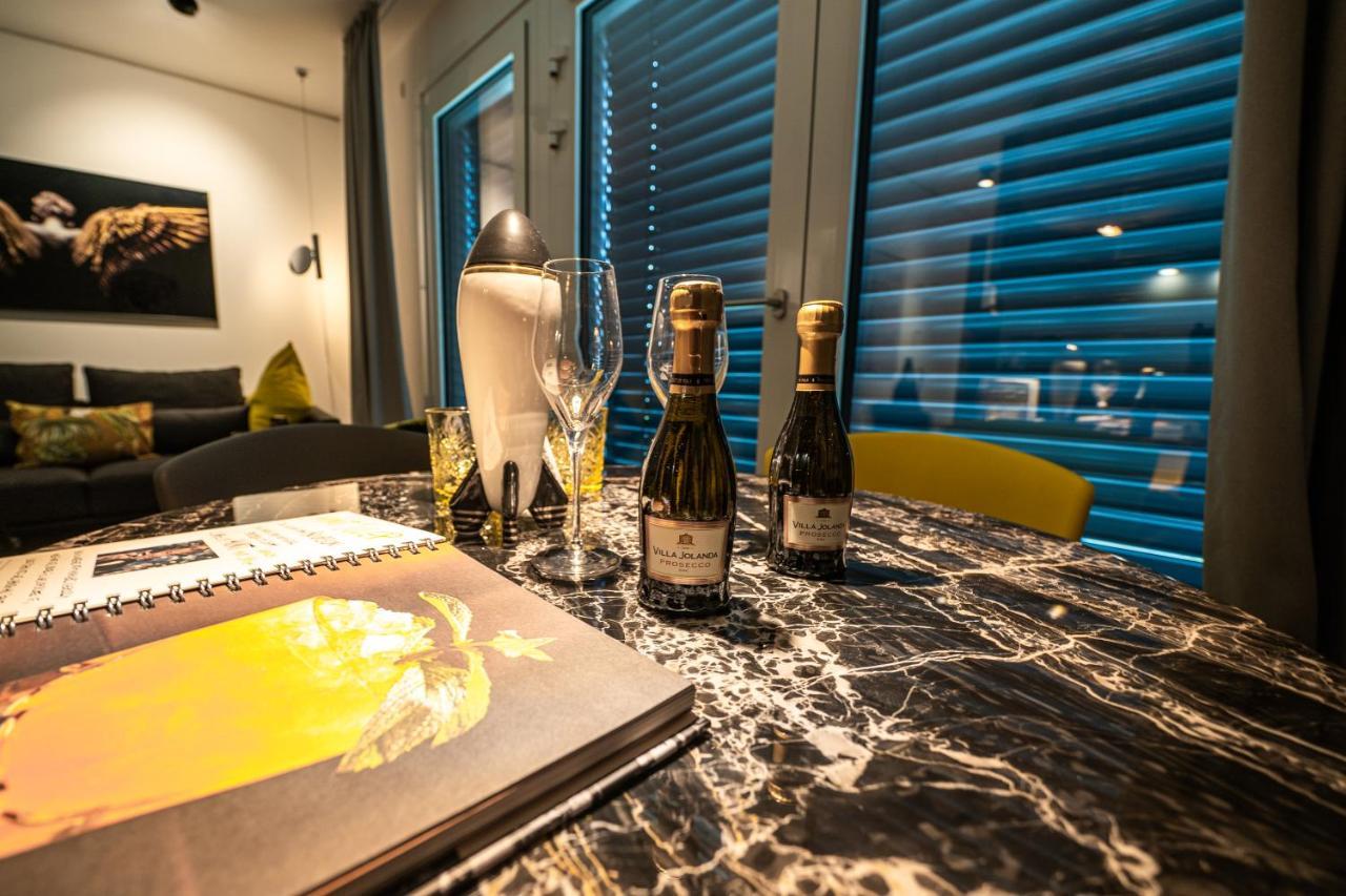 Luxury Apartments Duesseldorf Luaran gambar