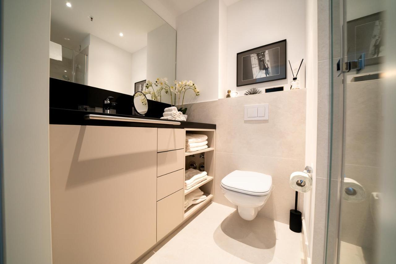 Luxury Apartments Duesseldorf Luaran gambar